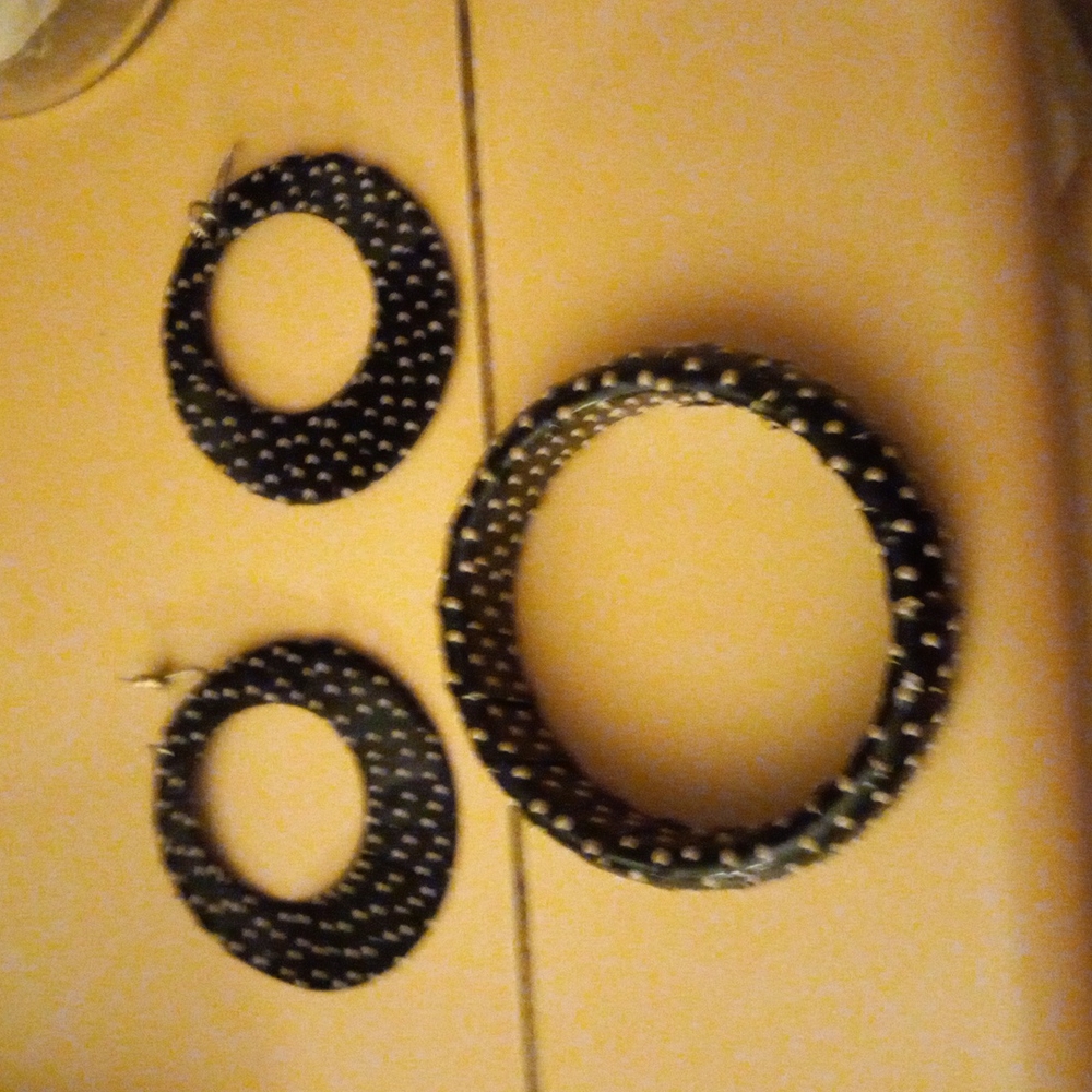 Bracelet  & matching errings